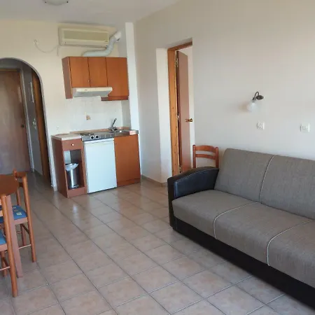 Aparthotel Ladis Karpathos Town (Pigadia)