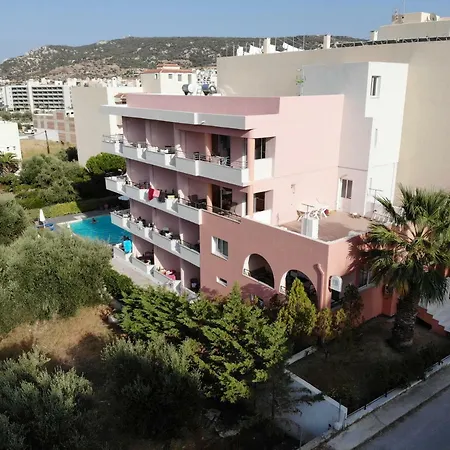 Ladis Aparthotel Karpathos Town (Pigadia)