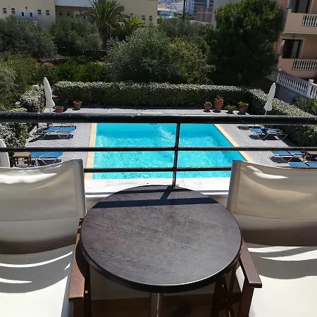 Apart Otel Ladis Kerpe