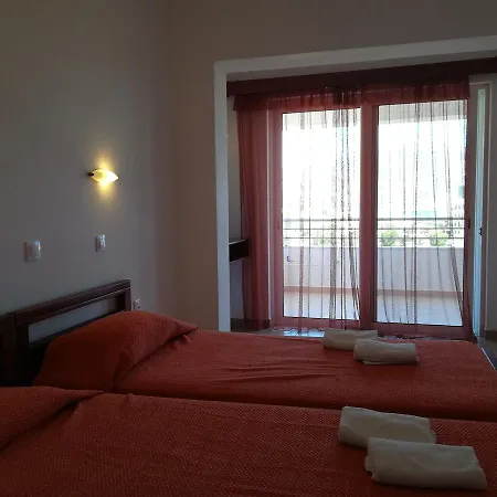 Ladis Apart Otel